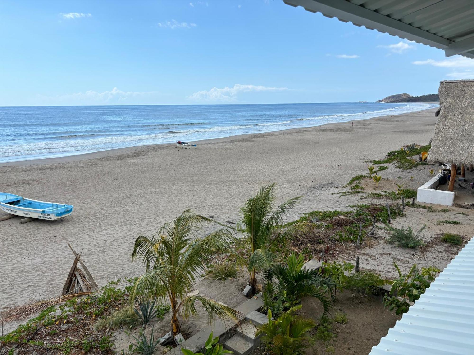 Stella Mar Oceanfront Hotel Popoyo Quarto foto